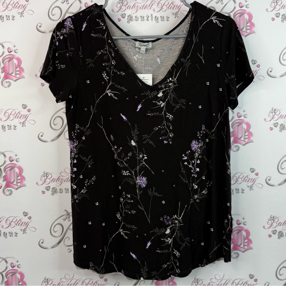 Kismet T-shirt brand new with tags flowers Black and Purple Floral V-Neck Top